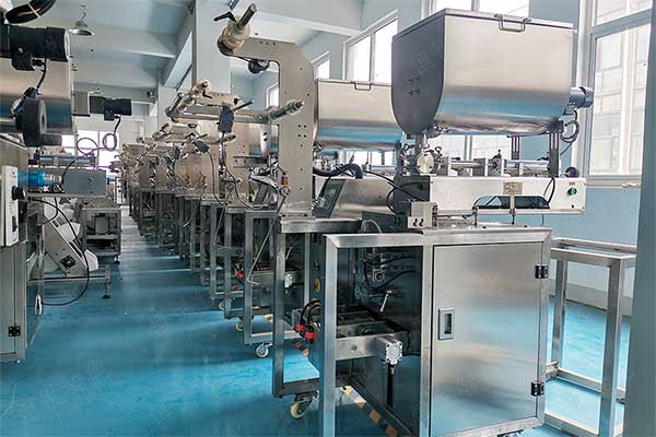 全自动液体91麻豆免费视频网站采用薄膜制袋可大幅度降低包材成本